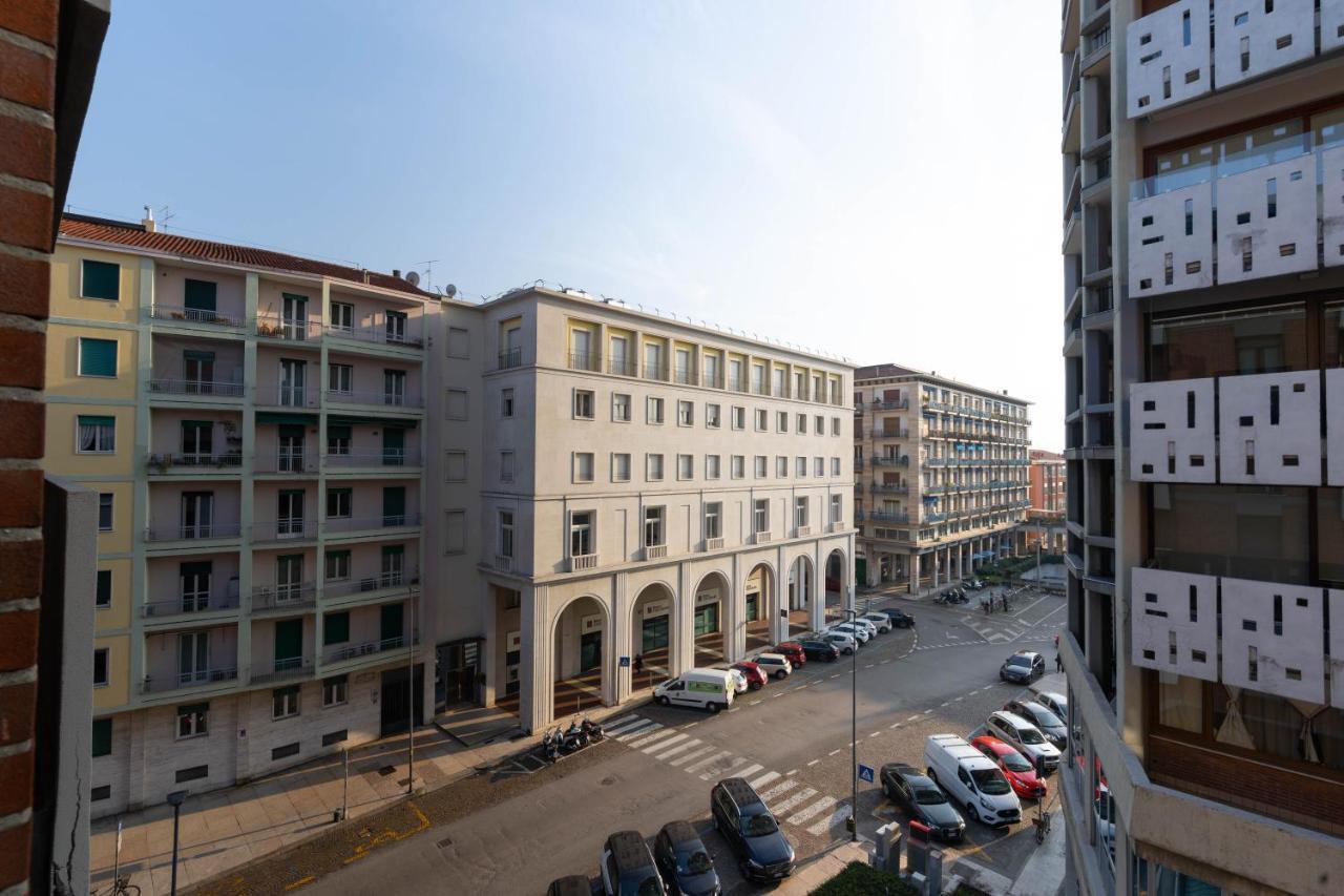 Grattacielo Suite Верона Екстериор снимка